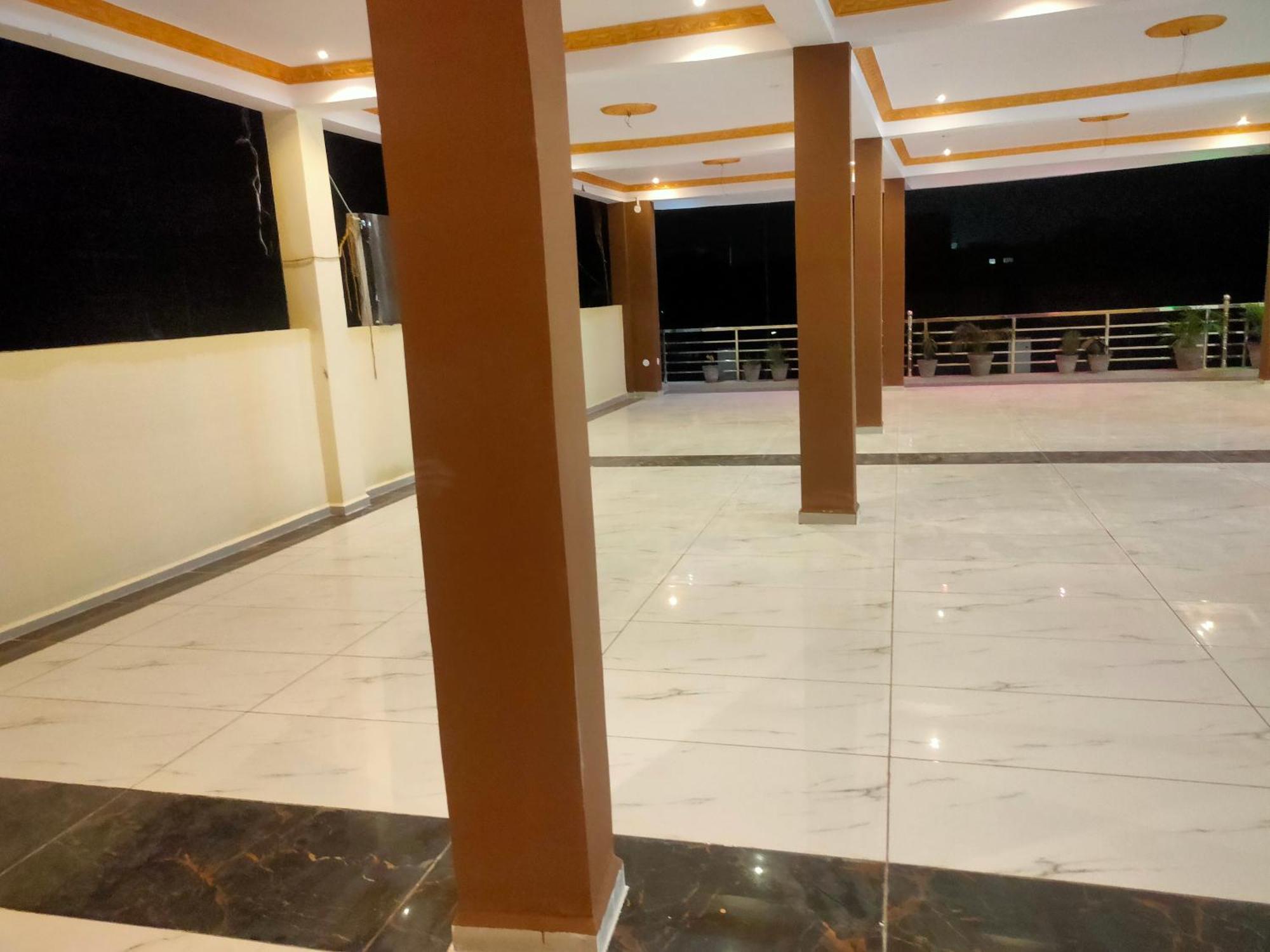 Hotel Shri Ram Palace Rewa 외부 사진